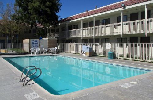 Barstow Hotel | Studio 6-Barstow, CA