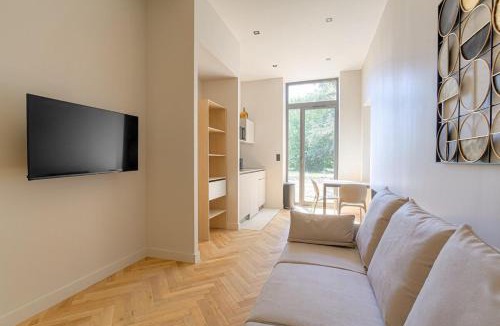 Ecully Apartment | Studio avec terrasse aux portes de Lyon, Ecully