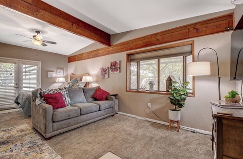 Las Vegas Apartment | Studio Bungalow.Long Term Stays