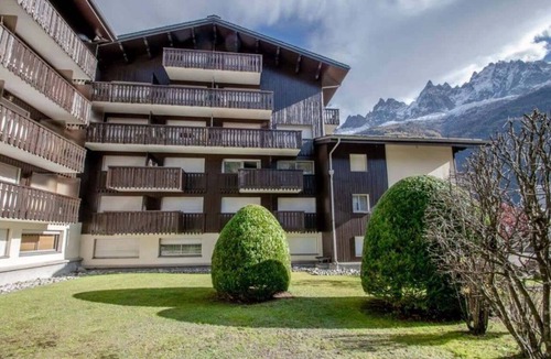 Chamonix City Centre Apartment | Studio slopeside, Mont Blanc view
