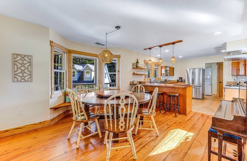 Little River House | Stunning 3BR with ridge top views, trails, & hot tub on 10 acre property