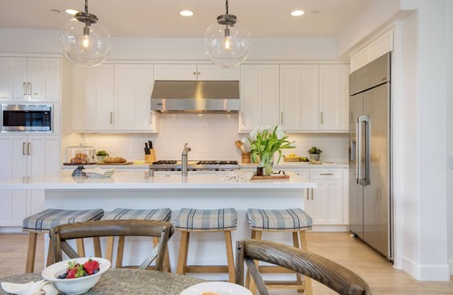 Santa Ana Heights House | Stunning 5BDR Minutes to Beach, Pier, Restaurants | Emerald Cove by AvantStay