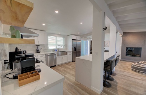 Bay Park House | Stunning 6BR Bay Ho Villa Huge Pool Family-Friendly Central SD
