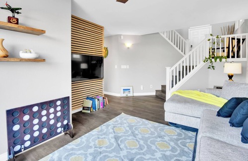 Bard Bed & Breakfast | Stunning Home w/Backyard Oasis with Pool, 10 min from Las Vegas Strip