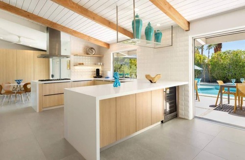 Twin Palms House | Stunning, Modern Twin Palms 5 Bedroom