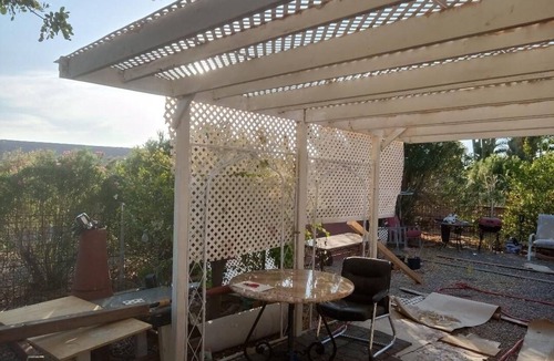 Sun City House | SUN CITY Fenced Bird Sanctuary patio Az rm 4 bd 1 ba, carport garage trees