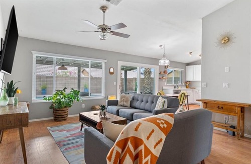 Deer Valley House | Sunkissed Private Pool 3BR Oasis w Outdoor Lounge
