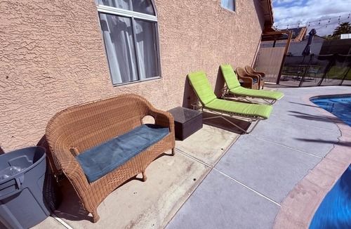 North Las Vegas House | Sunny Pool Retreat-Sleeps 11* RV Parking