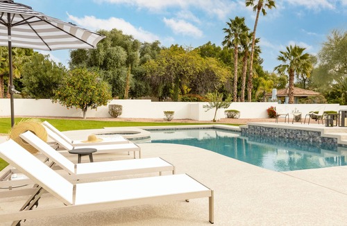 Cactus Acres House | Sunridge by AvantStay | Glorious Estate w/Pool, Hot Tub, Ping Pong & Pool Table