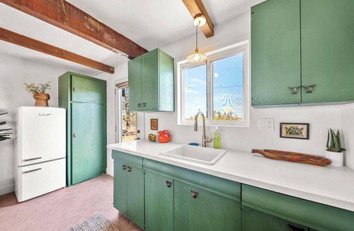 Yucca Valley House | Sunset Showdown: A cozy cabin with hot tub and firepit, fenced in yard