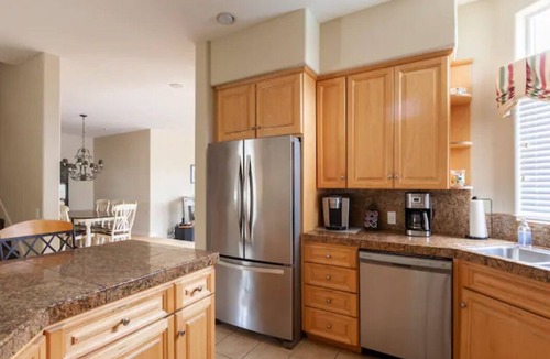 Townsite House | Sunsets and Ocean Views in Perfect Family Getaway