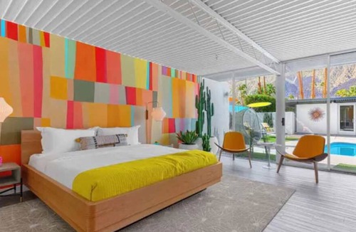 Warm Sands Apartment | Superior King Suite in the heart of Palm Springs