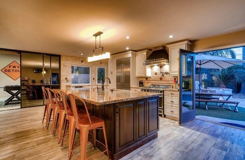 Trails North House | SWSS | Family Friendly 5BR | Hidden Room, Pool & Hot Tub, Games