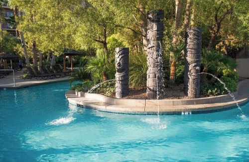Enterprise Condo | Tahiti Village 1BR Condo