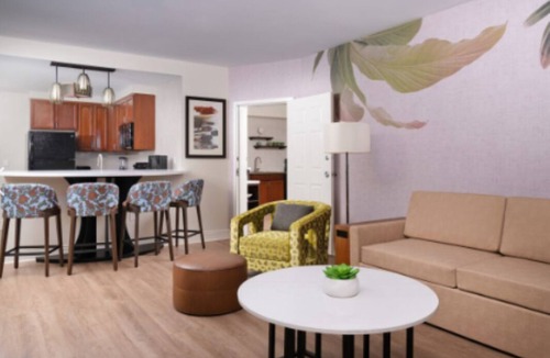 Las Vegas Resort | Tahiti Village 2-bedroom Tropical Destination Resort in Las Vegas