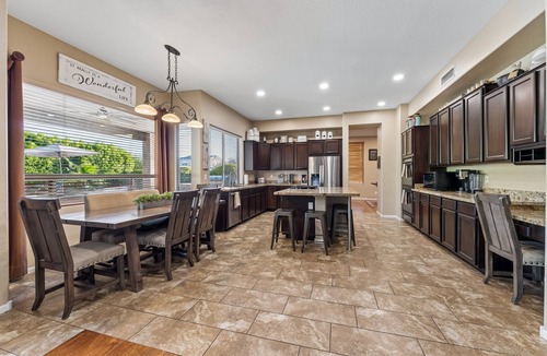 Arabian Views House | Tangerine Sky | Luxury 6BR | Pool & Putting Green | Games | Scottsdale
