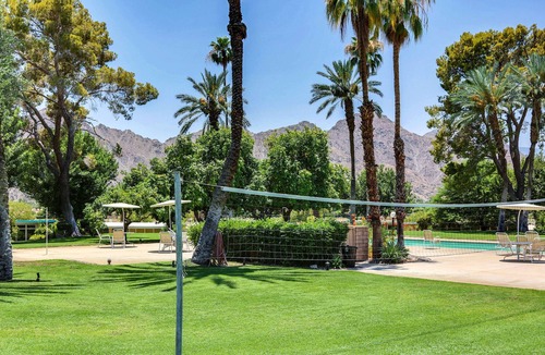 Indian Wells House | Tennis Garden Indian Wells Mid Century View Home and Pool