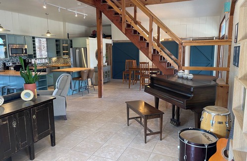 Cottonwood-Verde Village House | The Barn: A Spacious and Secluded Home Near Sedona, AZ with Pool & Fire Pit