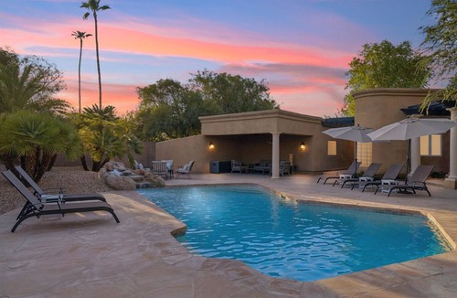 Sweetwater Street East House | The Big Dog – Private Custom Estate – Heated Pool & Spa – Game Room