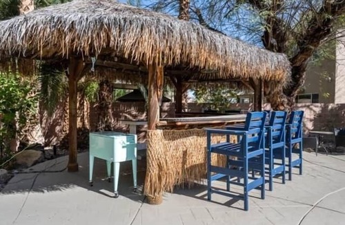 North Las Vegas House | The Mojave Tiki Mirage With Pool - North Las Vegas