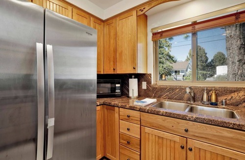 Upper Moonridge Cabin | The Nest at Big Bear - Hot Tub, Game Room, Fireplace, & Amazing Views!