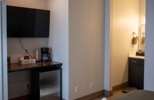 Page Bed & Breakfast | The Sand and Sage Suite