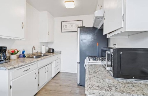 East Whittier Apartment | The SoCal Cozy Stay