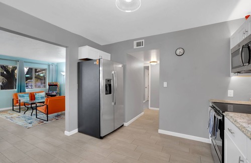 Rincon Heights House | The Swing by Velo