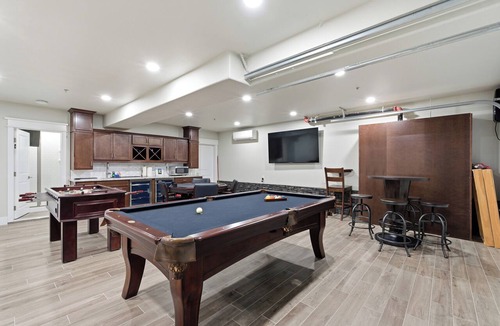 West Village Apartment | The White House | Unit 4 Game Room