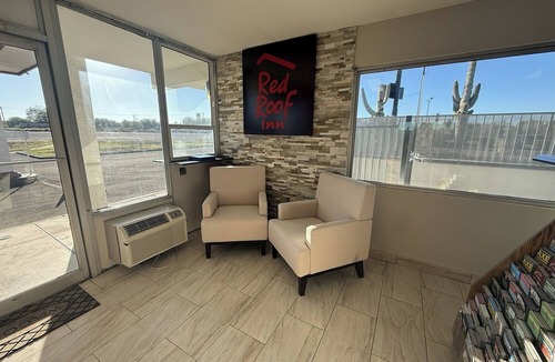 Tucson Hotel | Three 2 Queen Bed Units—Clean, Spacious & Ideal for Families or Friends