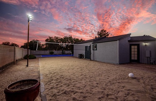 Shea North Estates House | Thunderbird House and Casita w/Pool, Hot Tub, Pickleball, Basketball, and games