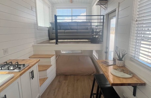Apple Valley House | Tiny Home Near Zion National Park with Breathtaking Views, Star Gazing, Hot Tub