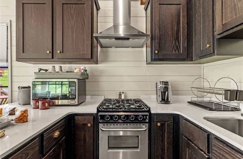 Wyoming House | Tiny Homes | Low Country with Studio