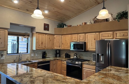 Torreon Cabin | Torreon, Air Condition, Great Rm, 3 Decks, Wooded 1/2 Acre, Fenced Area For Dog!