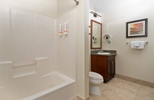 Enterprise Hotel | Tropical Las Vegas Oasis: Tahiti Village Moorea 1-Bedroom Suite