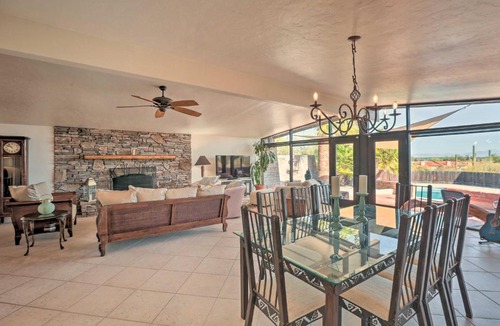 Catalina Foothills Estates House | Tucson Oasis 'La Casa de las Palmas' w/Pool!