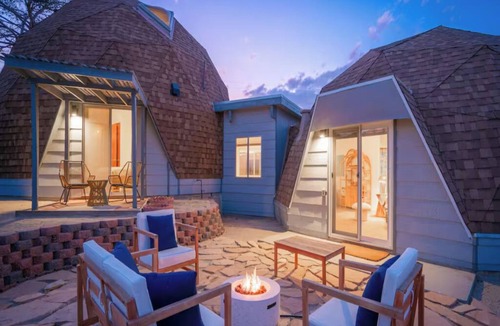 Panorama Heights House | Twin Domes in the Dez - Fire Pit - Spa - Near JTNP