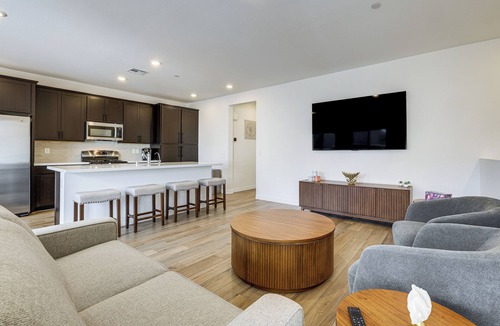 Mission Hills House | Twin Townhomes in Henderson: 12 Mi to Lake Mead!