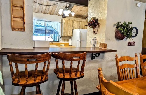 Big Bear Lake House | Unbeatable Location at Snow Summit – 2BR Townhouse Retreat