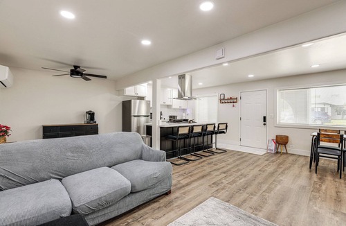 Tulare House | Under 1 Mi to Med Center! Stylish Home in Tulare