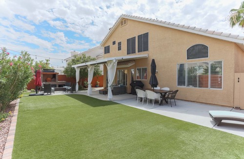 Summerlin House | Unique, peaceful & fully remodeled 4 bedroom house 15minutes away from the Strip
