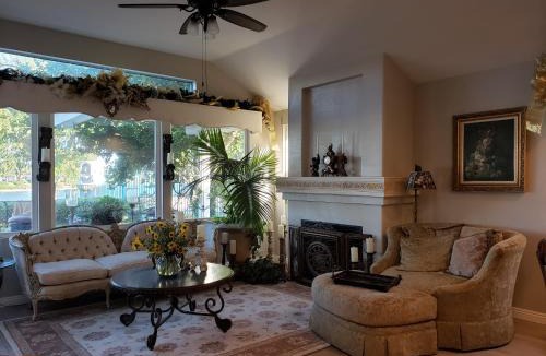 Menifee House | Unlisted