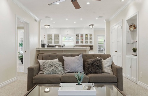 Bakersfield House | Upscale, tranquil, modern oasis: Amazing pool and spa