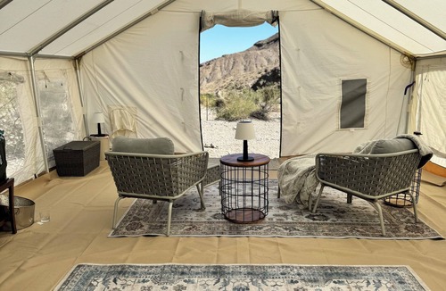 Nelson RV Rental | Vegas Glamping