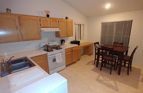 Spring Valley House | Vegas House Clean 3bdr near Strip Cozy Pets EV 40A Charger