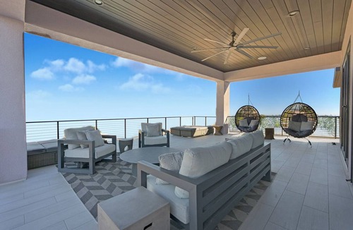 Spring Valley House | Vegas Luxury Retreat - Resort Pool · Hot Tub · Arcade · Pool Table · Near Strip