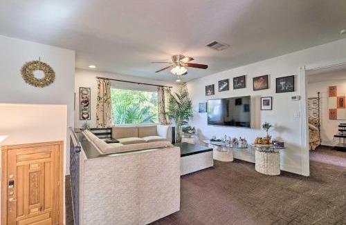 Charleston Preservation House | 'Vegas Oasis' Home w/Pool & Spa: 7 Miles to Strip