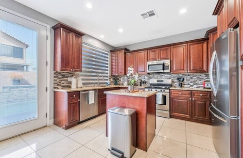 Spring Valley House | Vegas Oasis: Pool, Hot Tub & Billiards Near Strip