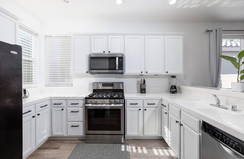 Summerlin South House | Vibrant Fully Furnished Single Story Home.