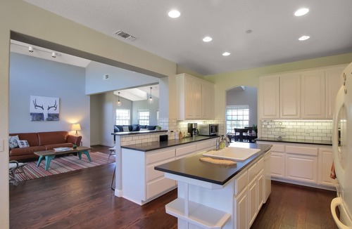 Lompoc House | Views, views, views